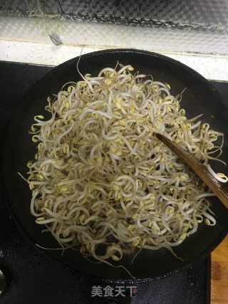 Stupid Bean Sprouts Fried Noodle recipe