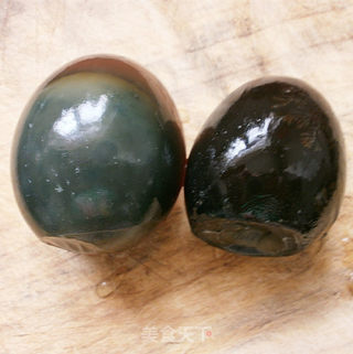 Sesame Preserved Eggs recipe