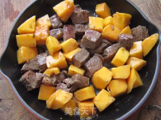 Mango Beef Dice recipe