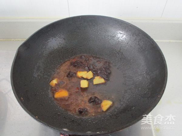 Fried Pork with Bamboo Shoots and Sauce recipe