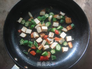 Okra Stir-fried Dried Tofu recipe