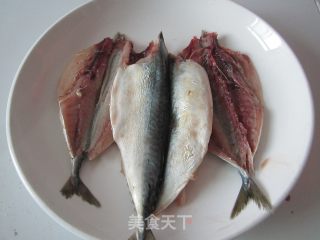 Pan-fried Spanish Mackerel with Sauce recipe