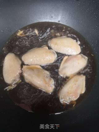 Braised Chicken Wings in Oil recipe