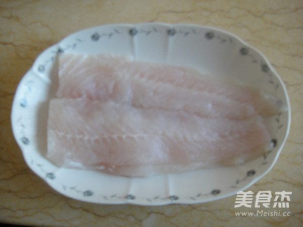 Steamed Chopped Pepper Long Li Fish recipe