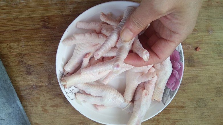 Flavored Chicken Feet recipe