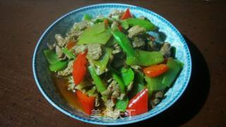 Stir-fried Pork with Lettuce recipe