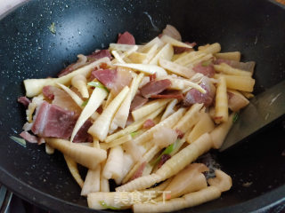 Braised Bamboo Shoots with Ham recipe