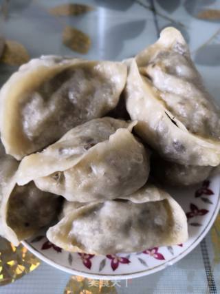 Steamed Dumplings with Assorted Dried Vegetables recipe