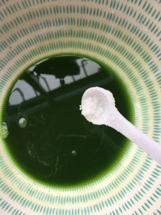 Hand-rolled Noodles with Mutton Soup and Spinach recipe