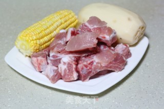 Lotus Root Ribs and Corn Soup recipe