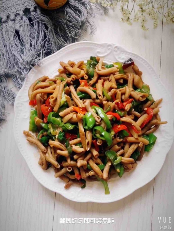 Stir-fried Duck Intestines with Green Peppers recipe