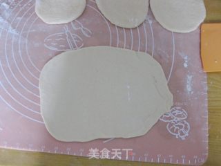 Black Sesame Caterpillar Bread recipe