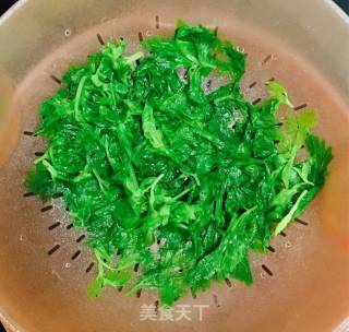 Celery Leaves Mixed with Tofu recipe