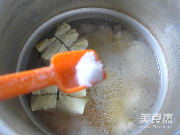 Noodle Knot Pork Ribs Soup recipe