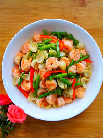 Stir-fried Shrimp with Asparagus and Lily recipe