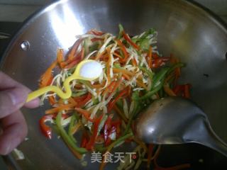 Scrambled Egg Shreds with Choi Vegetable Cheese recipe