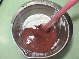 Red Velvet Heart-shaped Cream Cake recipe