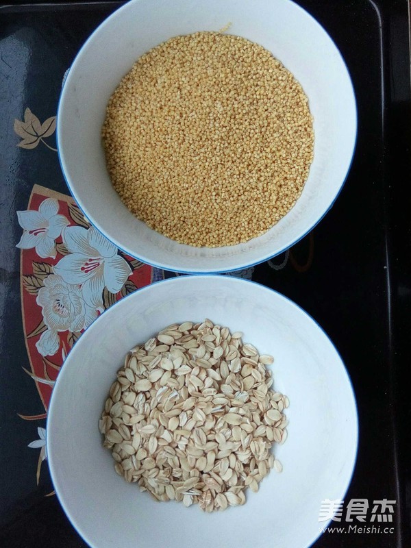 Peanuts, Lotus Seeds, Red Dates and Mixed Grains Porridge recipe