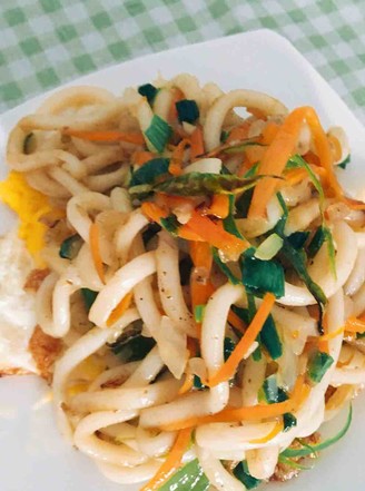 Stir-fried Udon with Three Vegetables recipe
