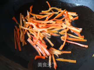 #家常菜# Stir-fried Pork Liver with Sharp Pepper recipe