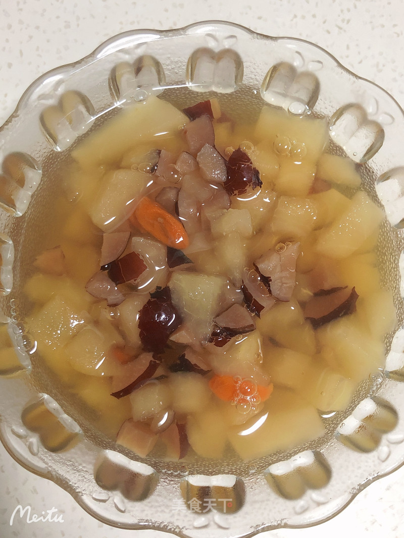 Apple and Red Date Soup recipe