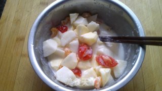 Fruit Salad (the Difference Between The Taste of Salad Dressing and Yogurt) recipe