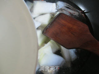 Crab and Winter Melon Soup recipe