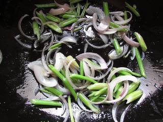 Fried Noodles with Beef recipe