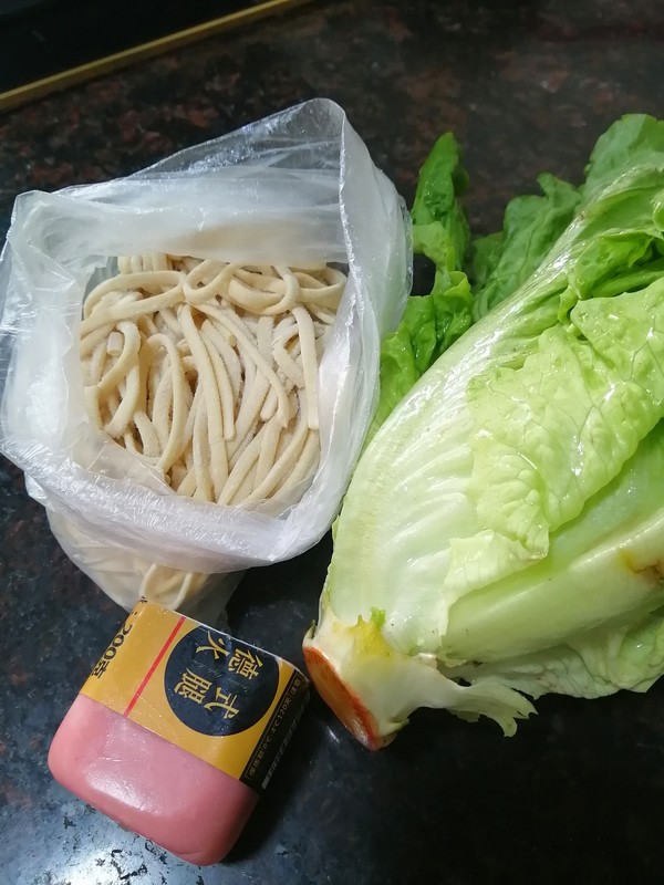 Fried Noodles with Luncheon Meat recipe