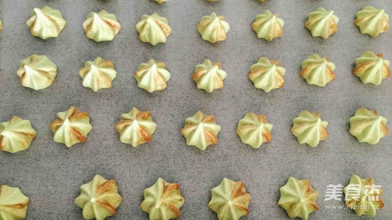 Matcha Meringue recipe
