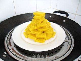 Step by Step ---- Staple Food: Golden Cake with Juice recipe
