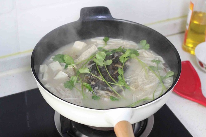 Fish Head Tofu Soup (jiuyang Light Luxury Wok) recipe