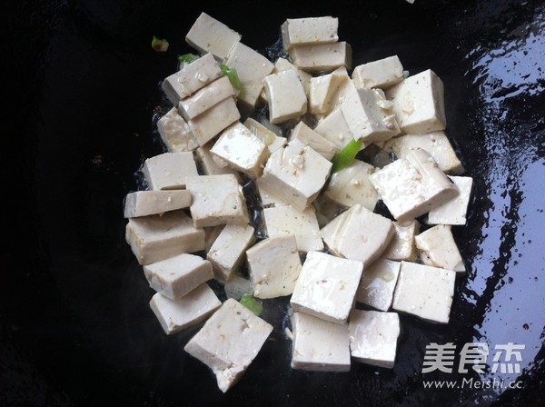 Noodle Fish Tofu Soup recipe