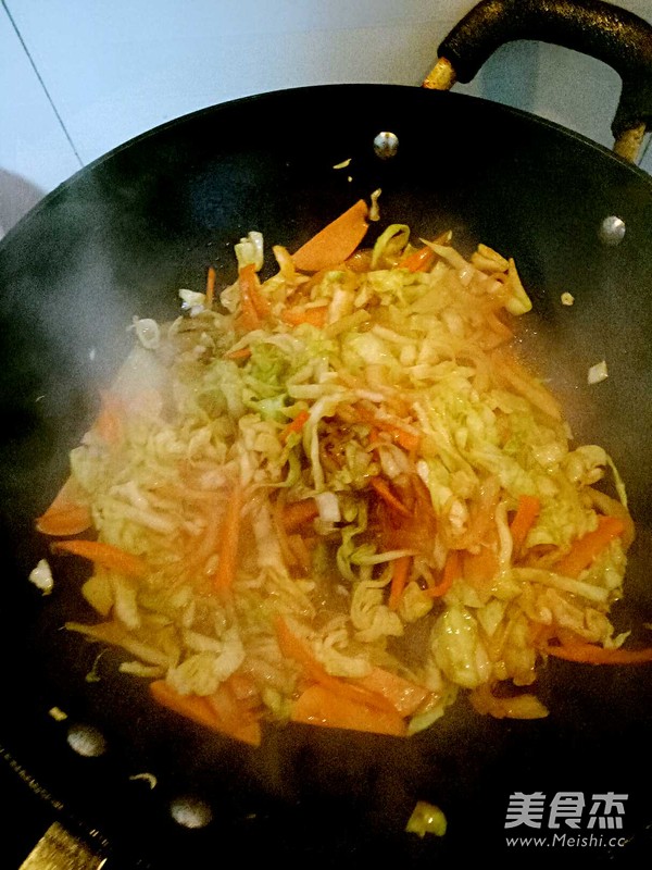 Vegetarian Fried Instant Noodles recipe