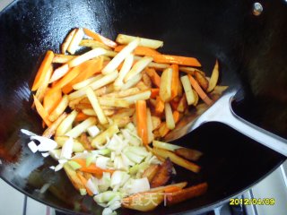 Potato Chips Fried Garlic Moss recipe