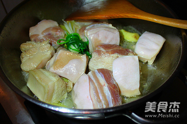 Abalone Braised Pork Belly recipe
