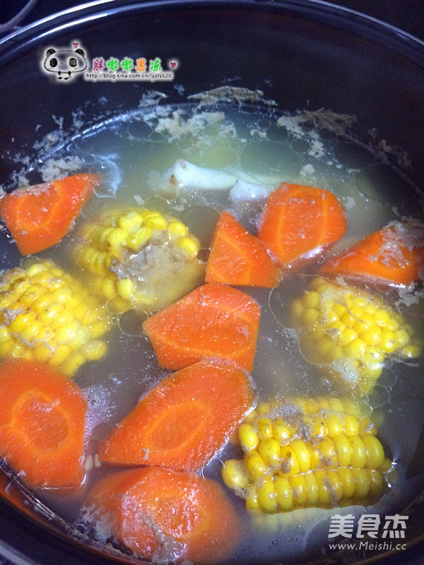 Yam Corn Carrot Bone Soup recipe