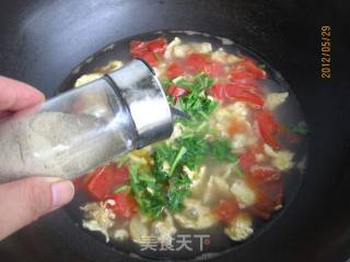 Tomato White Clam and Egg Soup recipe