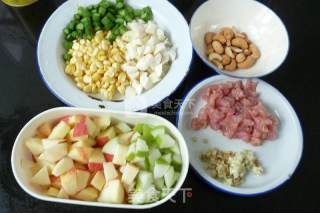 Five-color Fruit and Vegetable Stir-fry recipe