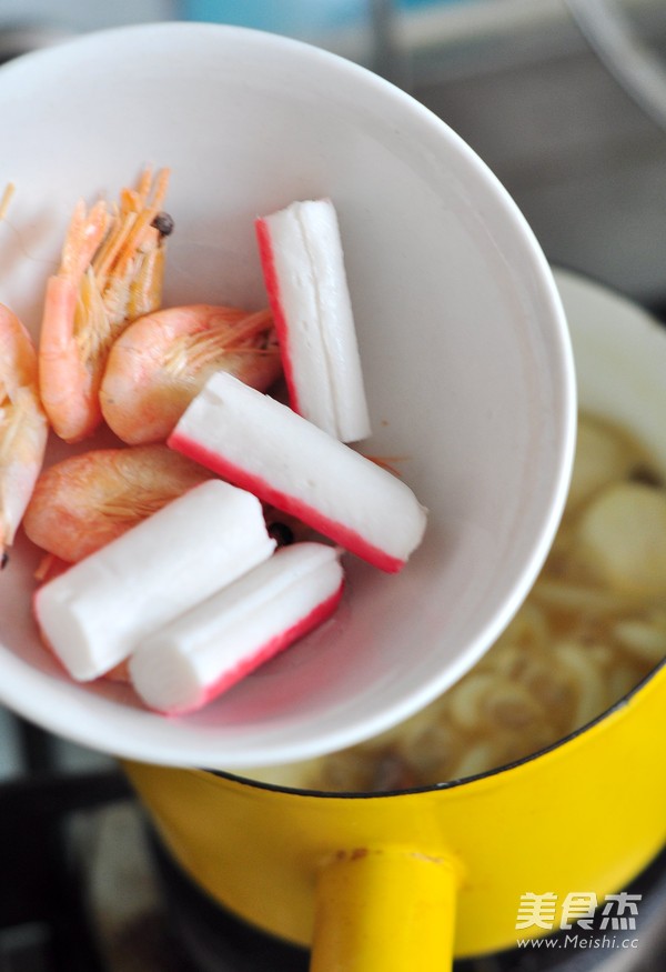 Curry Seafood Udon recipe