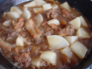 Braised Pork Ribs with White Radish recipe