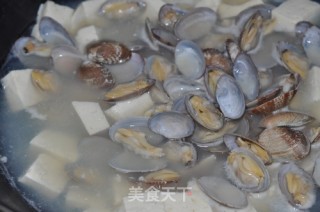 Clam Tofu Soup recipe