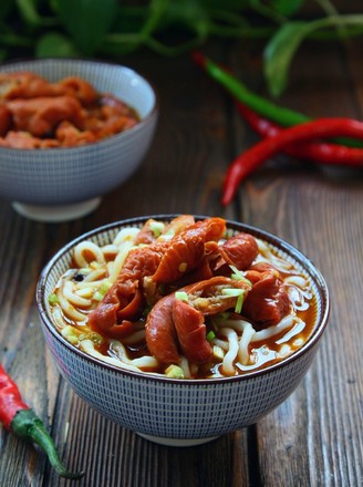 Spicy Pork Intestine Noodles recipe