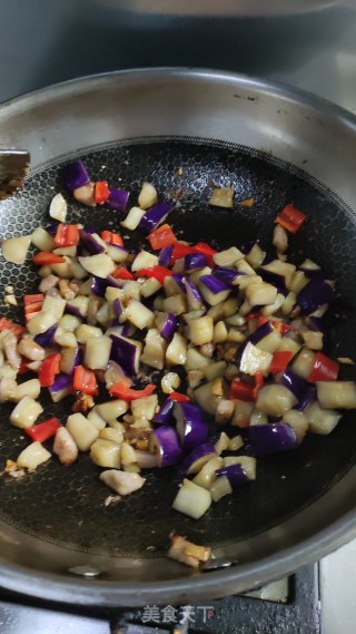 Eggplant Diced Pork Noodles recipe