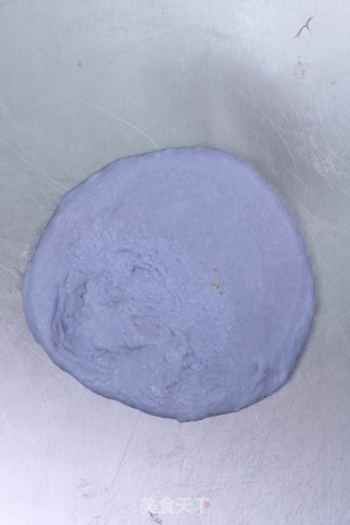 Butterfly Pea Flower Chestnut Mochi Soft Ou Bun recipe