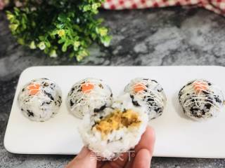 Salted Egg Yolk Pork Floss Rice Ball-bento recipe