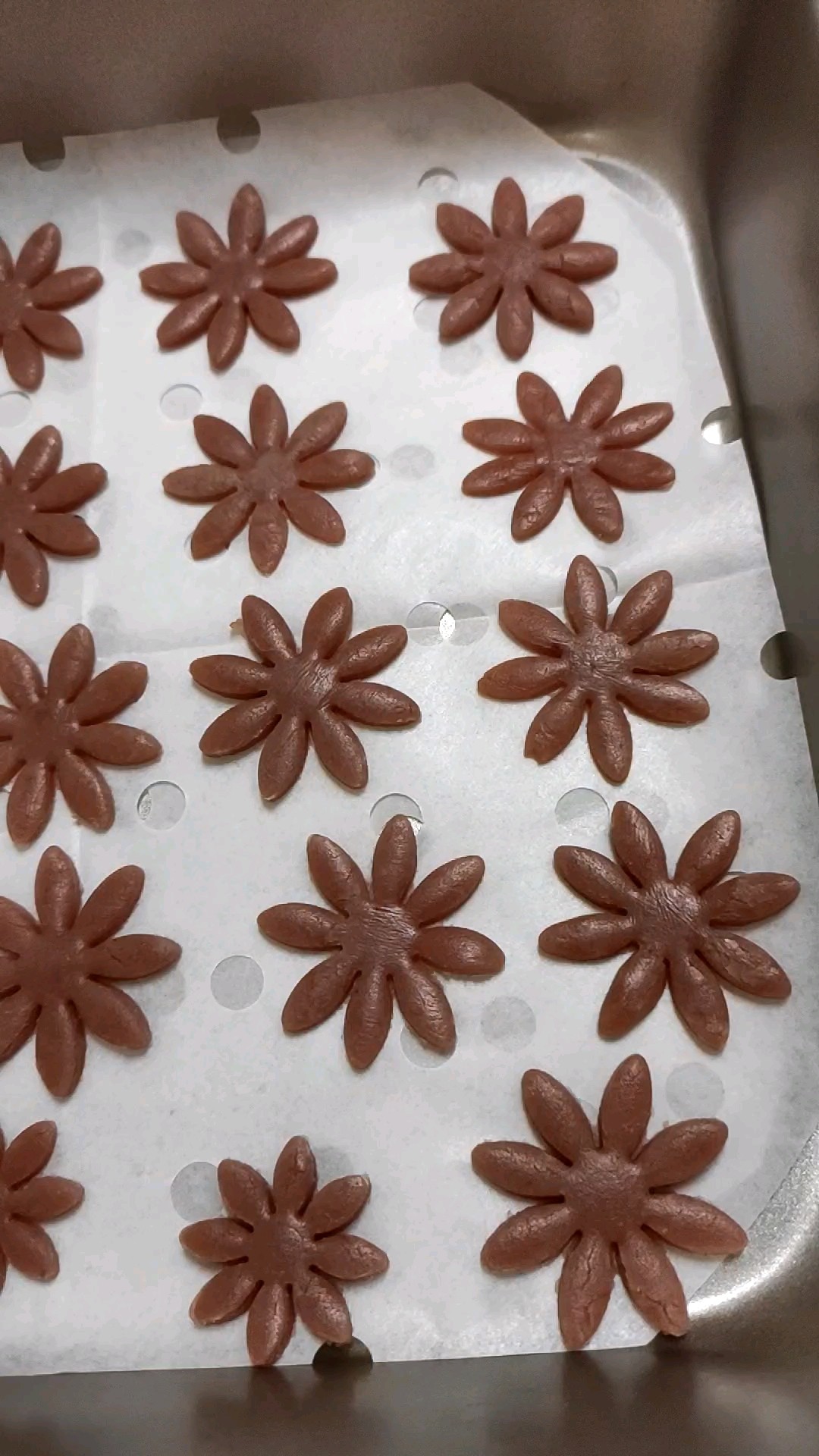 Cute Little Daisy Biscuits recipe