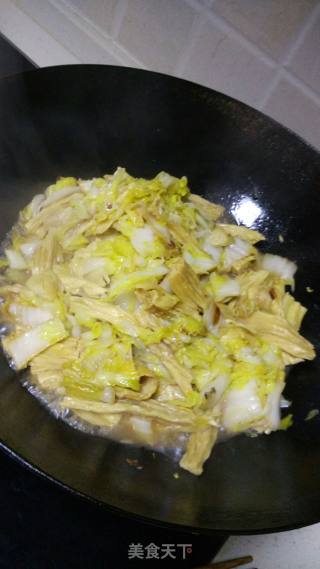 Cabbage Stewed Yuba recipe