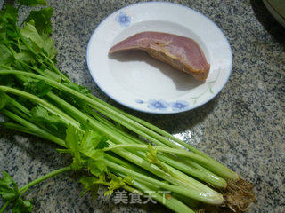 Stir-fried Pork Tongue with Celery recipe