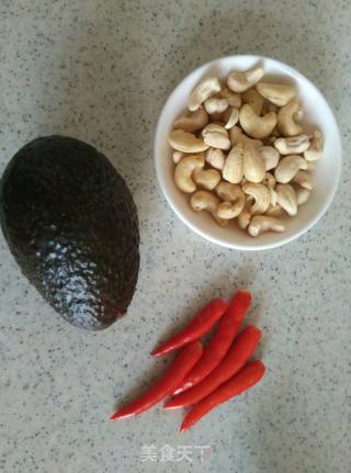 Stir-fried Chicken with Avocado and Cashew Nuts recipe